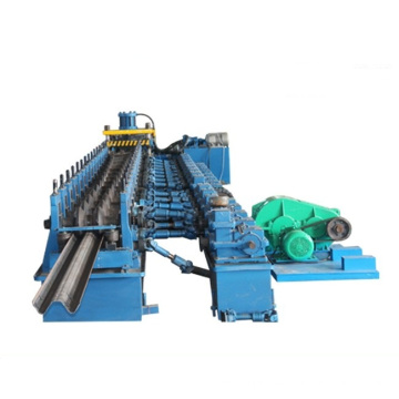 Stabilität Stahlmaterial Highway GuardRail Roll Forming Machine Serie